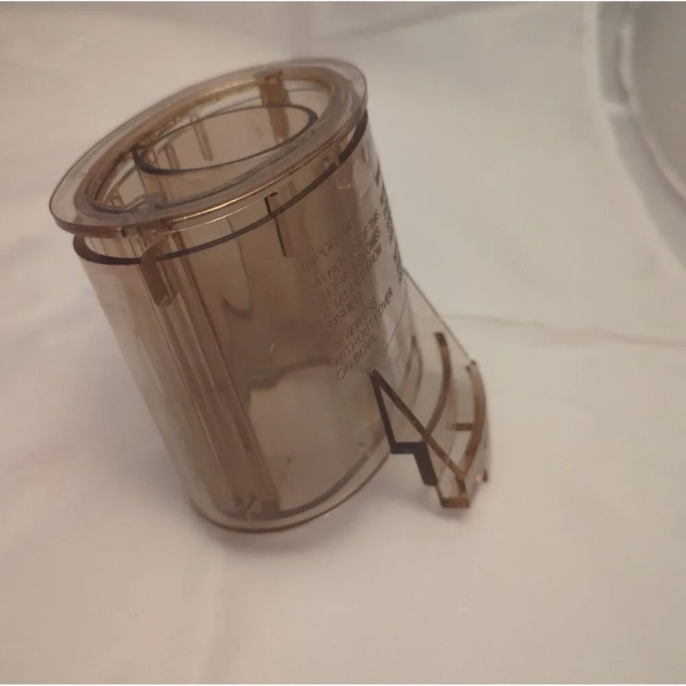 Cuisinart DLC-10E Chute Pusher Assembly  Amber Food Processor Part Genuine OEM